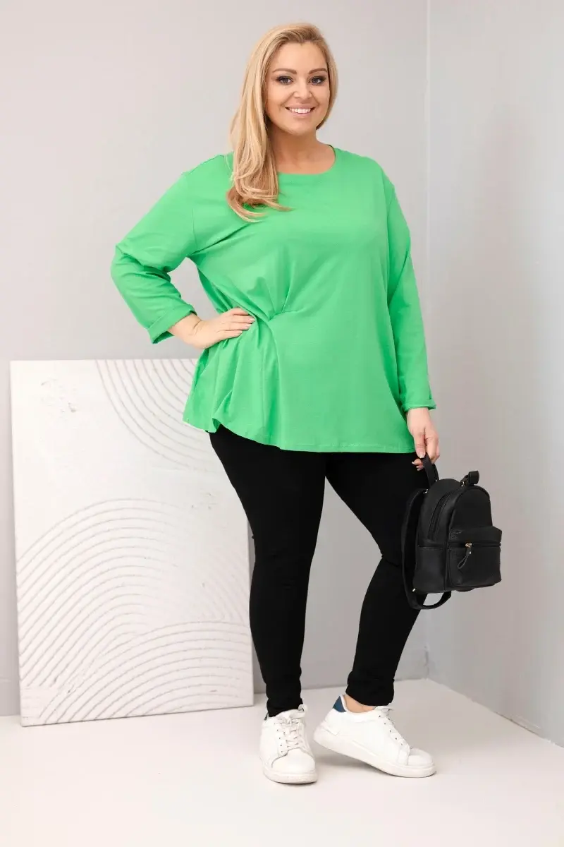 Plus size dámska blúzka s dlhými rukávmi