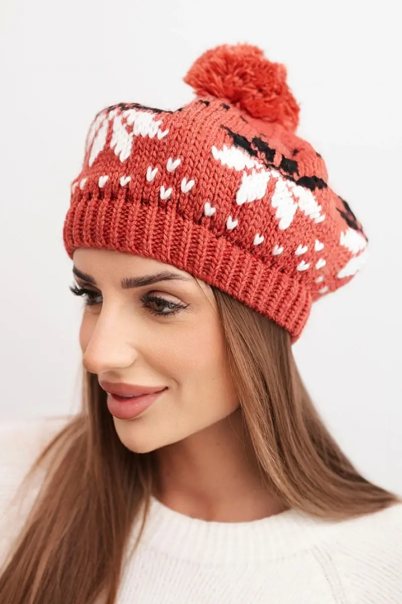 Dámska zimná čiapka so vzorom vločiek a brmbolcom
