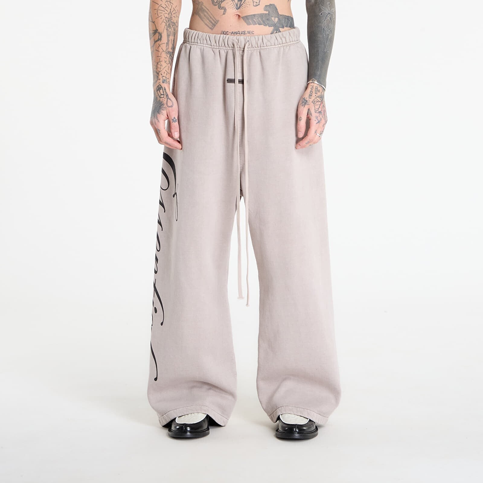 Tepláky Fear of God Essentials Lounge Sweatpant Smoke Grey L