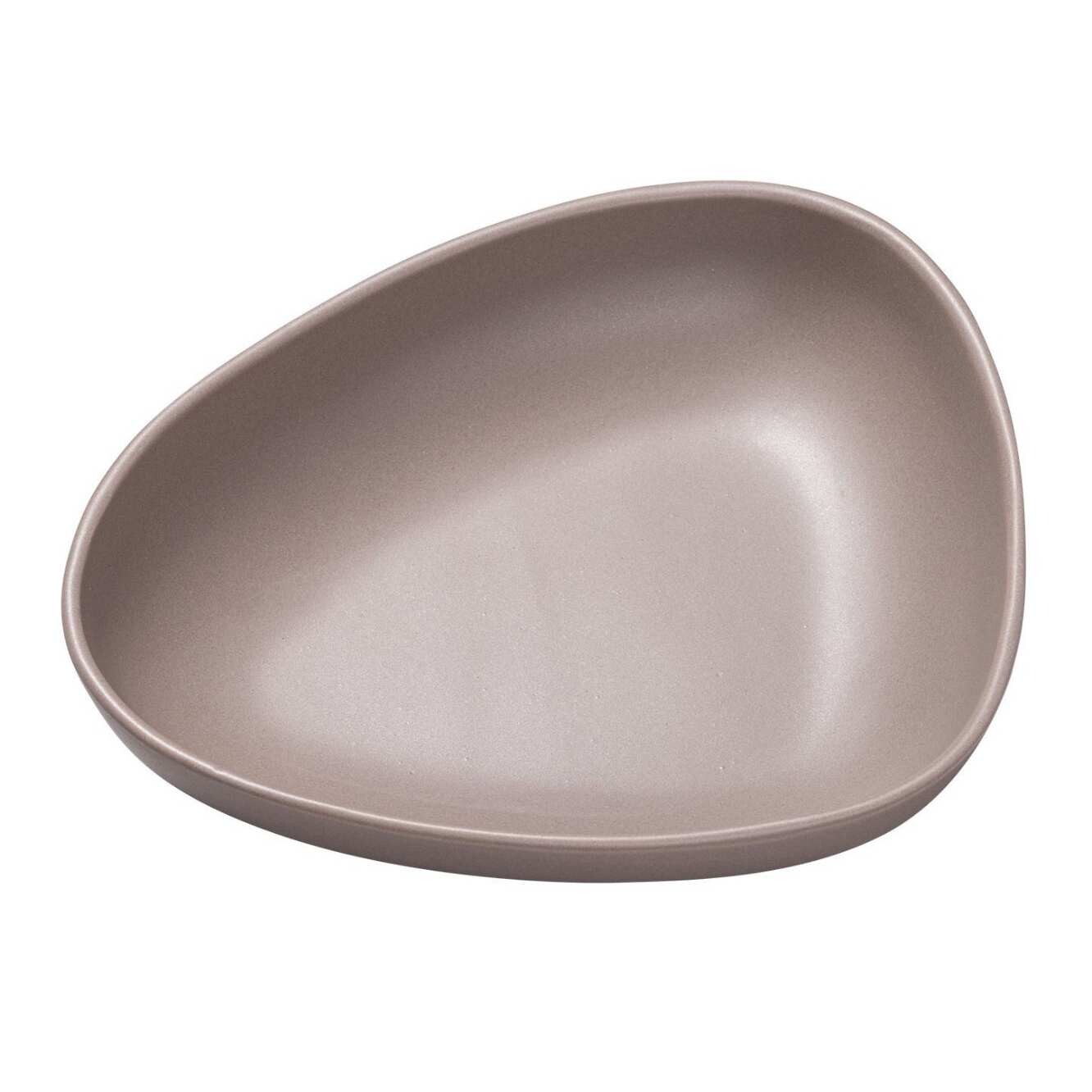 Hlboký tanier CURVE 22 cm, teplá šedá, kamenina, LIND DNA