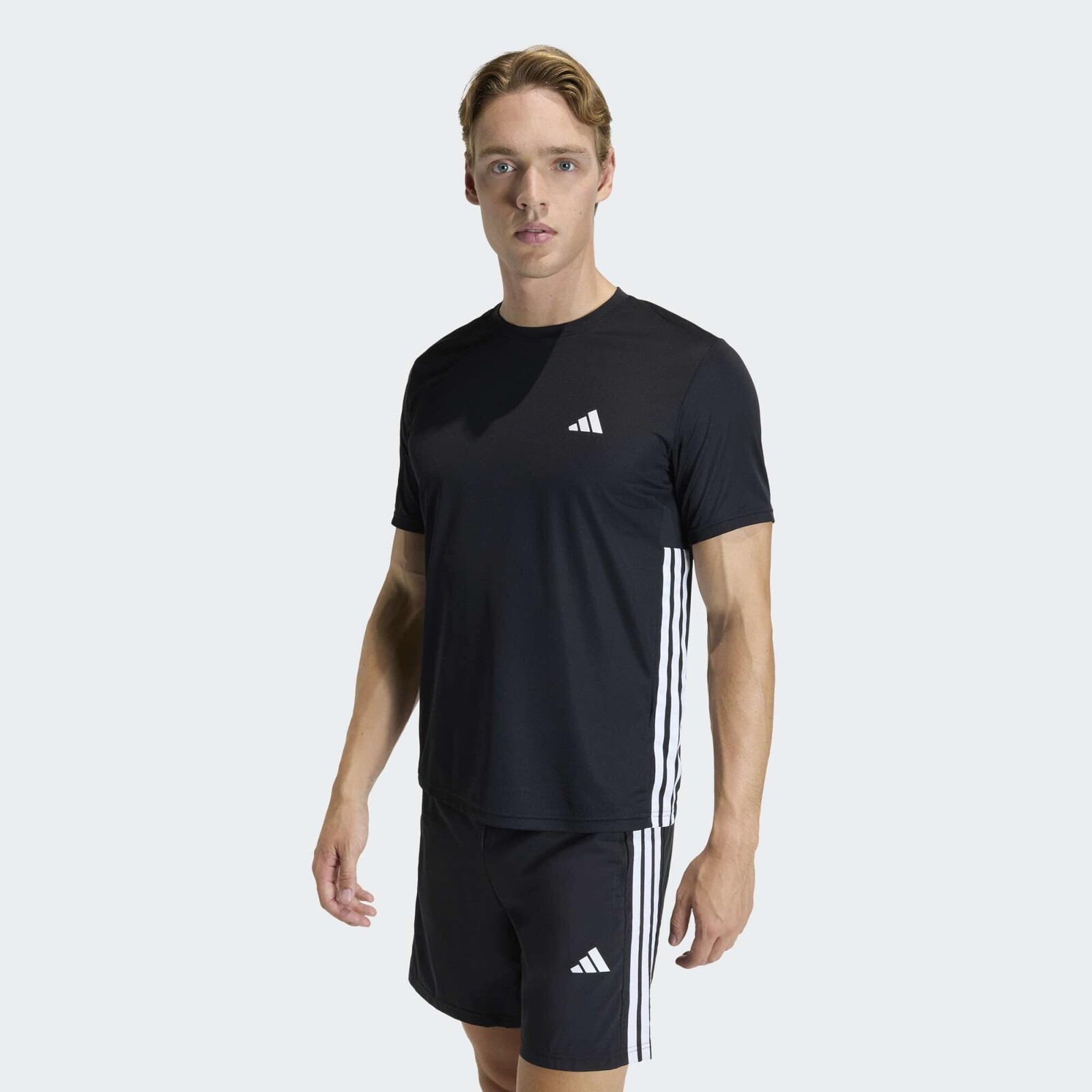 ADIDAS Workout Essentials Base pánske fitness tričko čierne