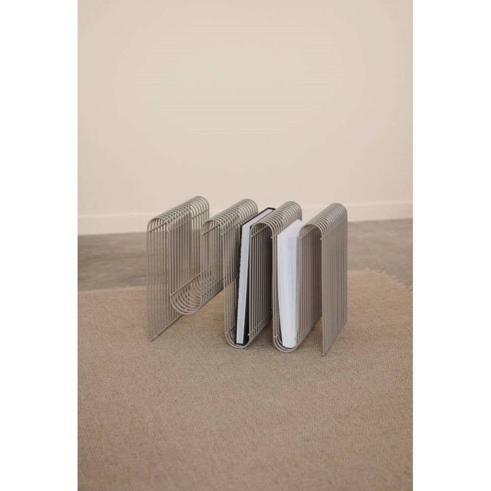 AYTM Držiak na časopisy Curva, taupe, kov, dĺžka 41 cm