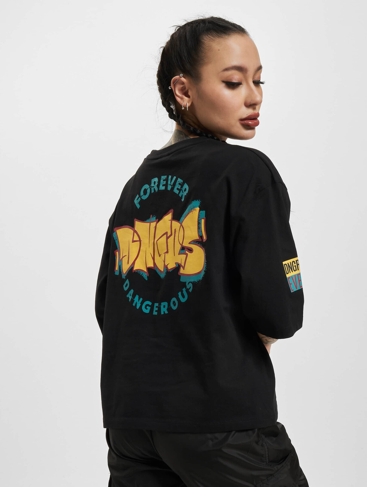 DNGRS Wallart Dangerous T-Shirt Black