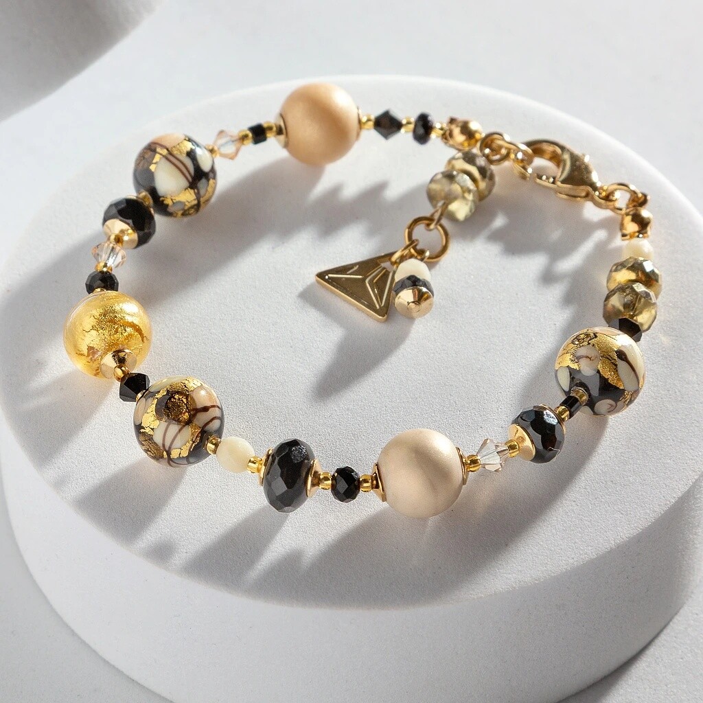 Lampglas Náramok Ivory Flame s 24 karátovým zlatom v perlách Lampglas BP52