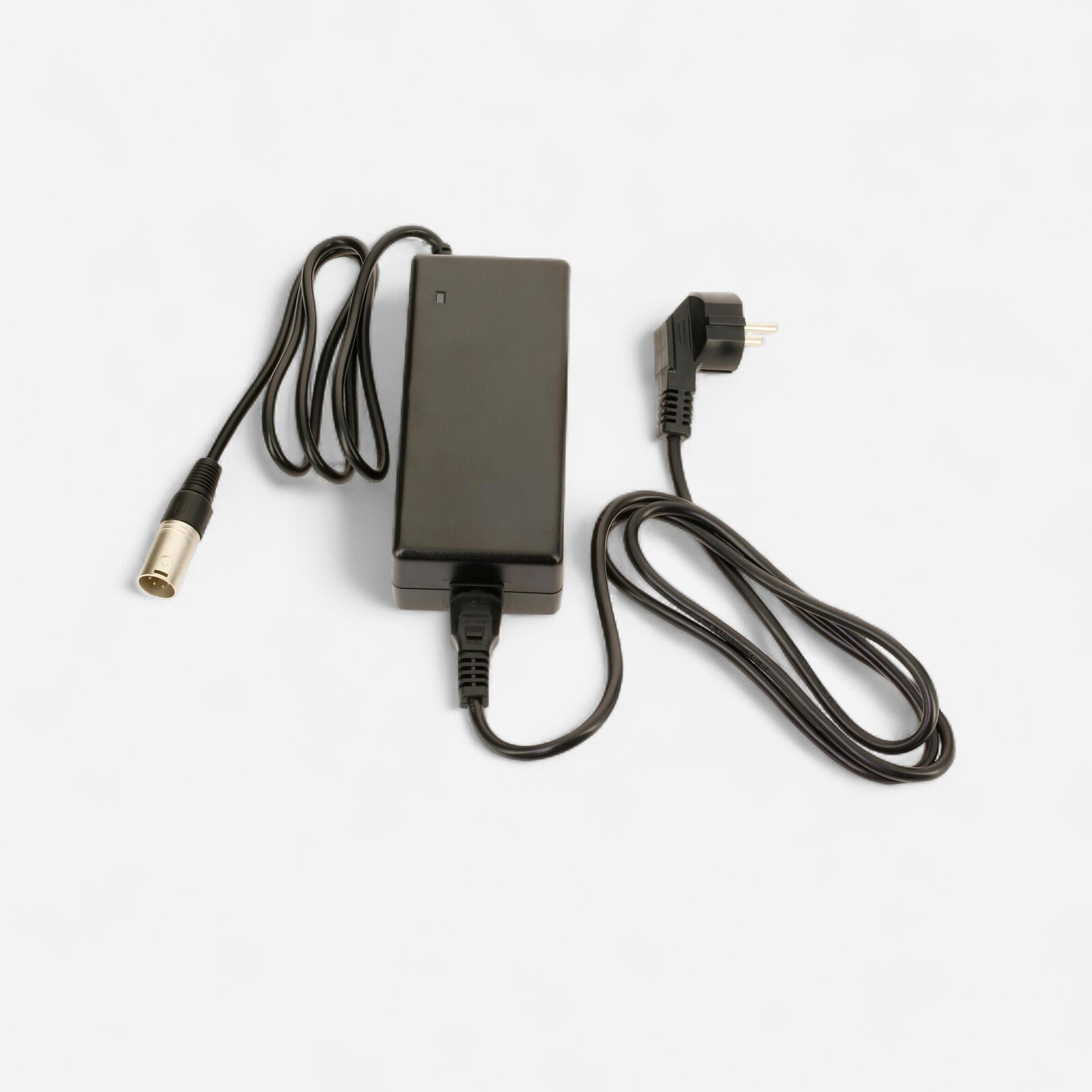 Nabíjačka pre elektrobicykel BeBike 24 V 2 A