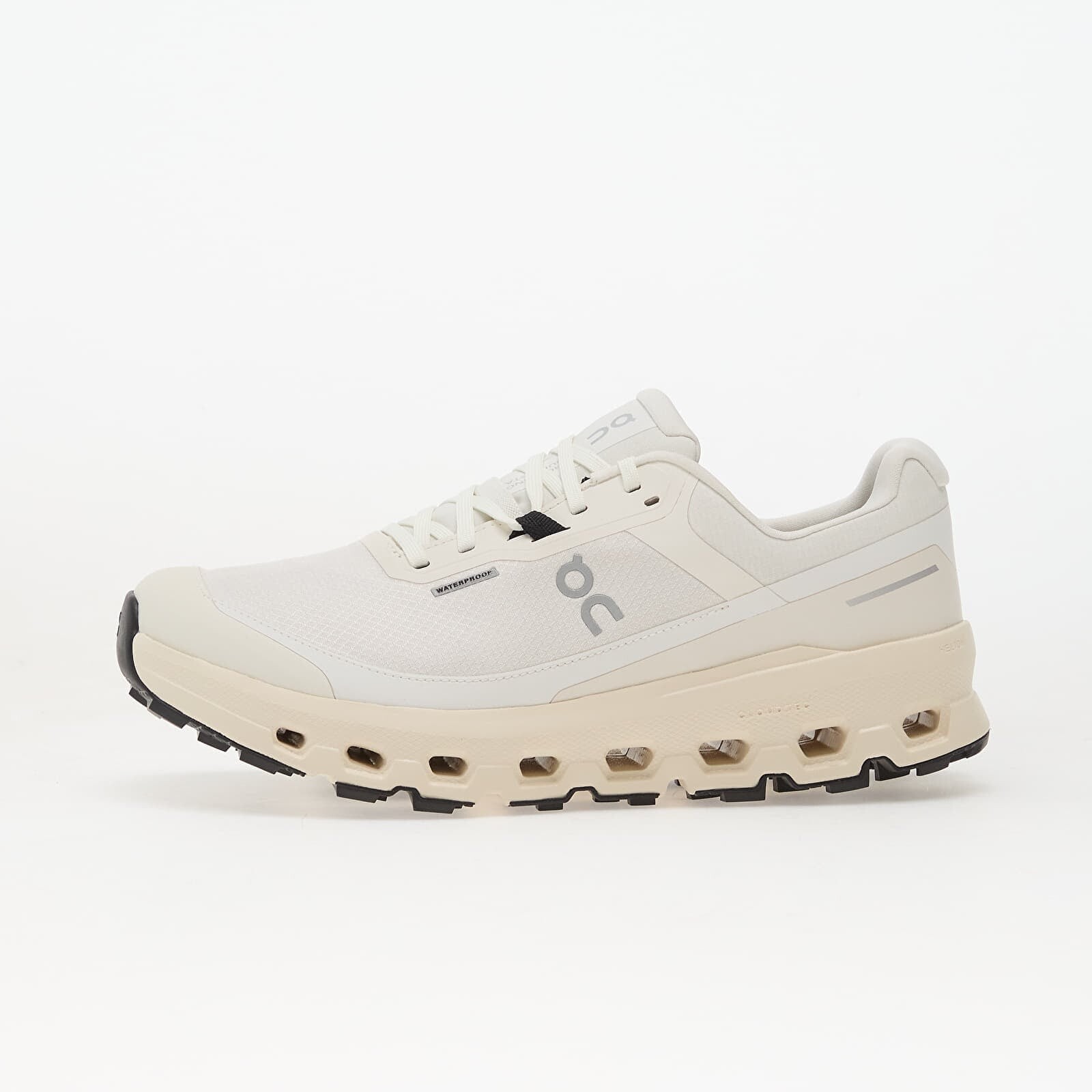 Tenisky On W Cloudvista 2 Waterproof Ivory/ Cream EUR 37.5