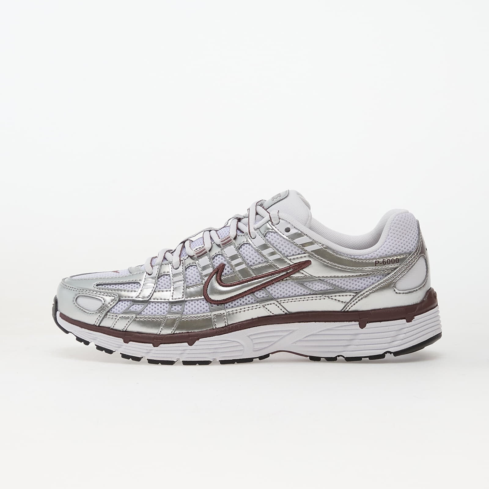 Tenisky Nike W P-6000 White/ Tattoo-Metallic Silver-Black EUR 36