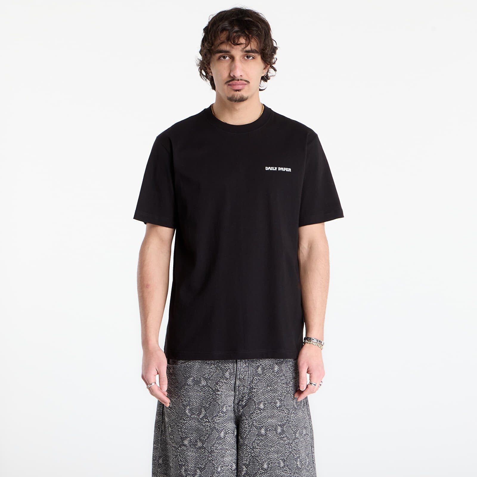 Tričko Daily Paper Chain Shield T-Shirt Black XL