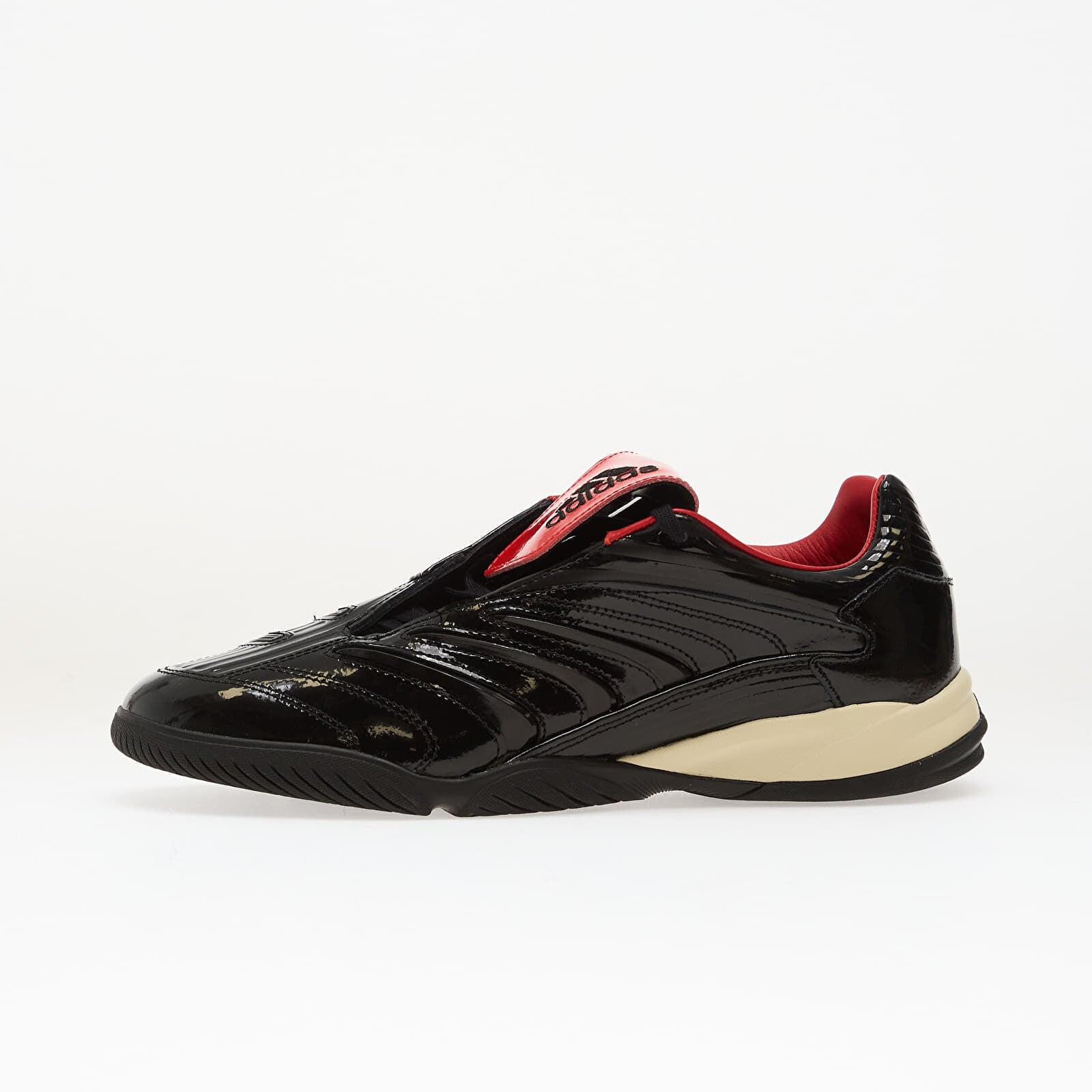 Tenisky adidas Predator Sala Core Black/ Red/ Core Black EUR 43 1/3