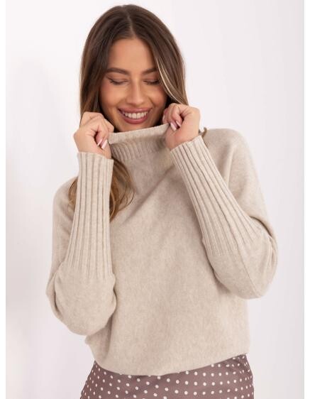 Svetlo béžový oversized sveter s rolákom RUE PARIS