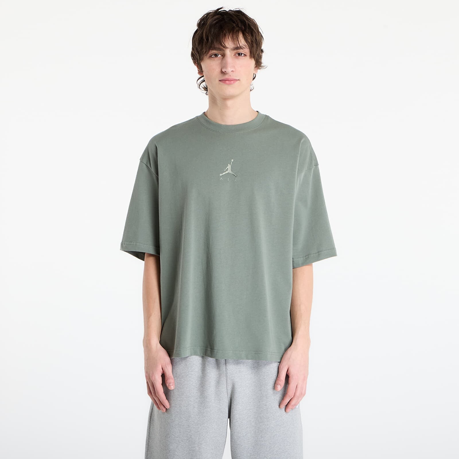 Tričko Jordan Flight Essentials Men's Oversized T-Shirt Vintage Lichen/ Vintage Lichen XS