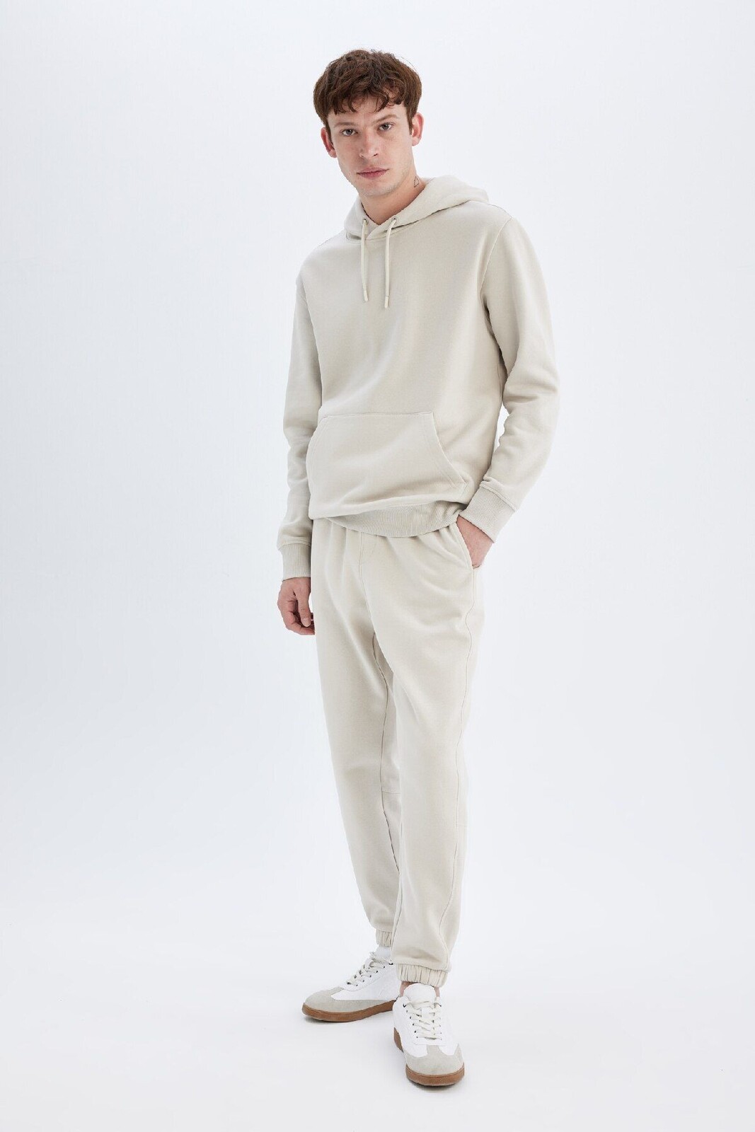 DEFACTO Men's Beige Regular Fit Regular Cut Pocketed Waist Tie Elastic Leg Sweatpants