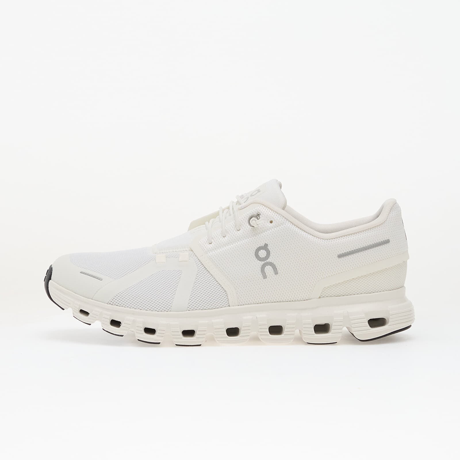 Tenisky On M Cloud 6 Wide White/ White EUR 42