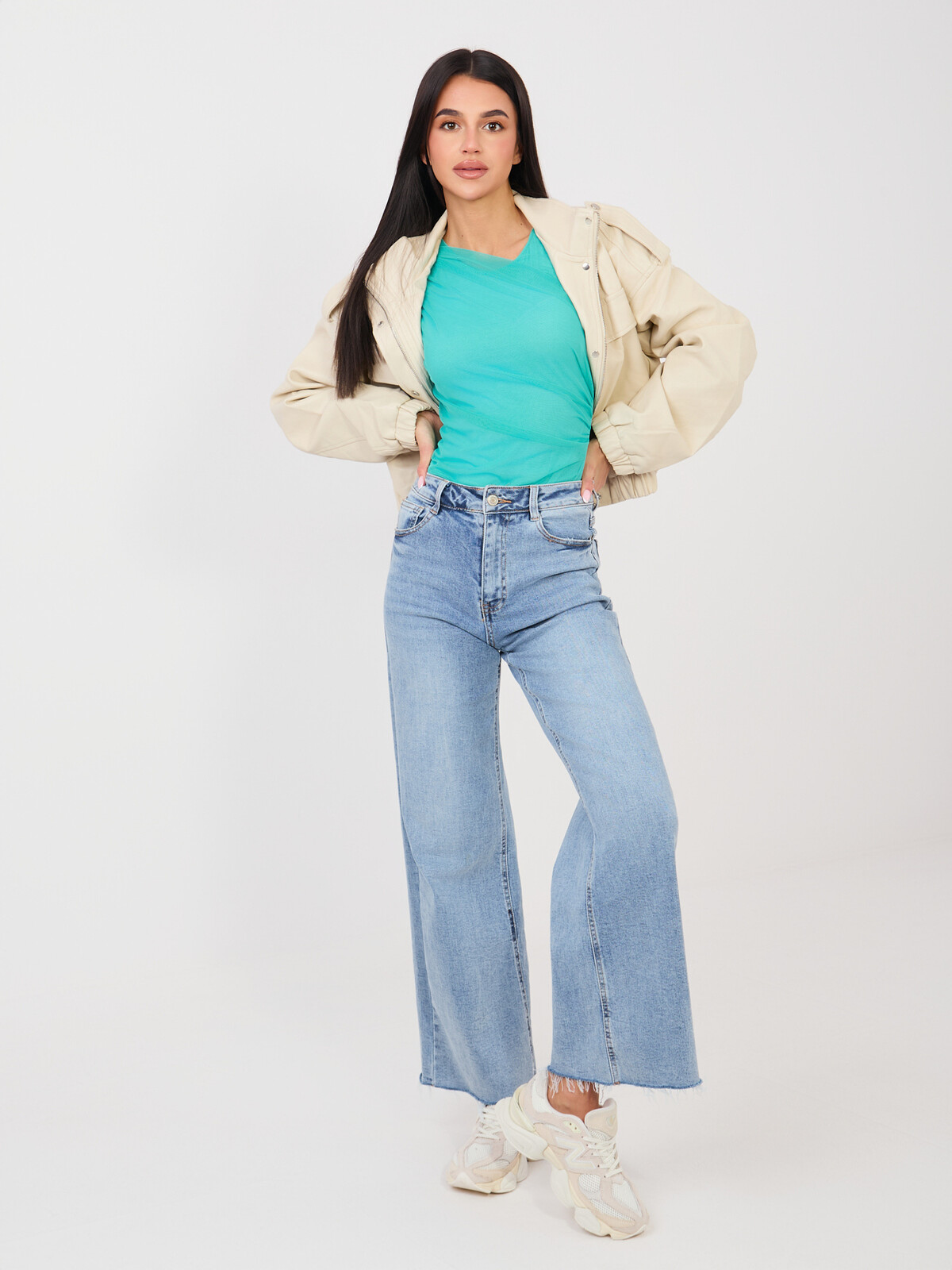 Tyrkysové body s dlhými rukávmi