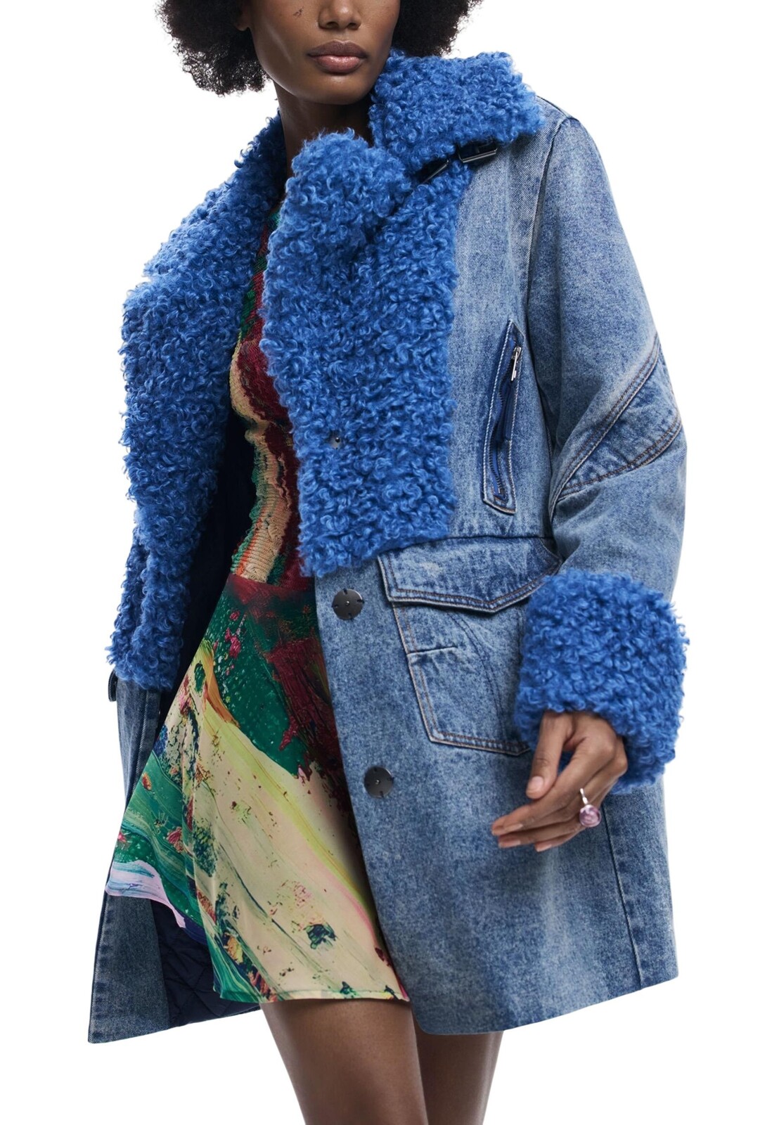 Desigual rifľová bunda s modrým kožušinovým lemom