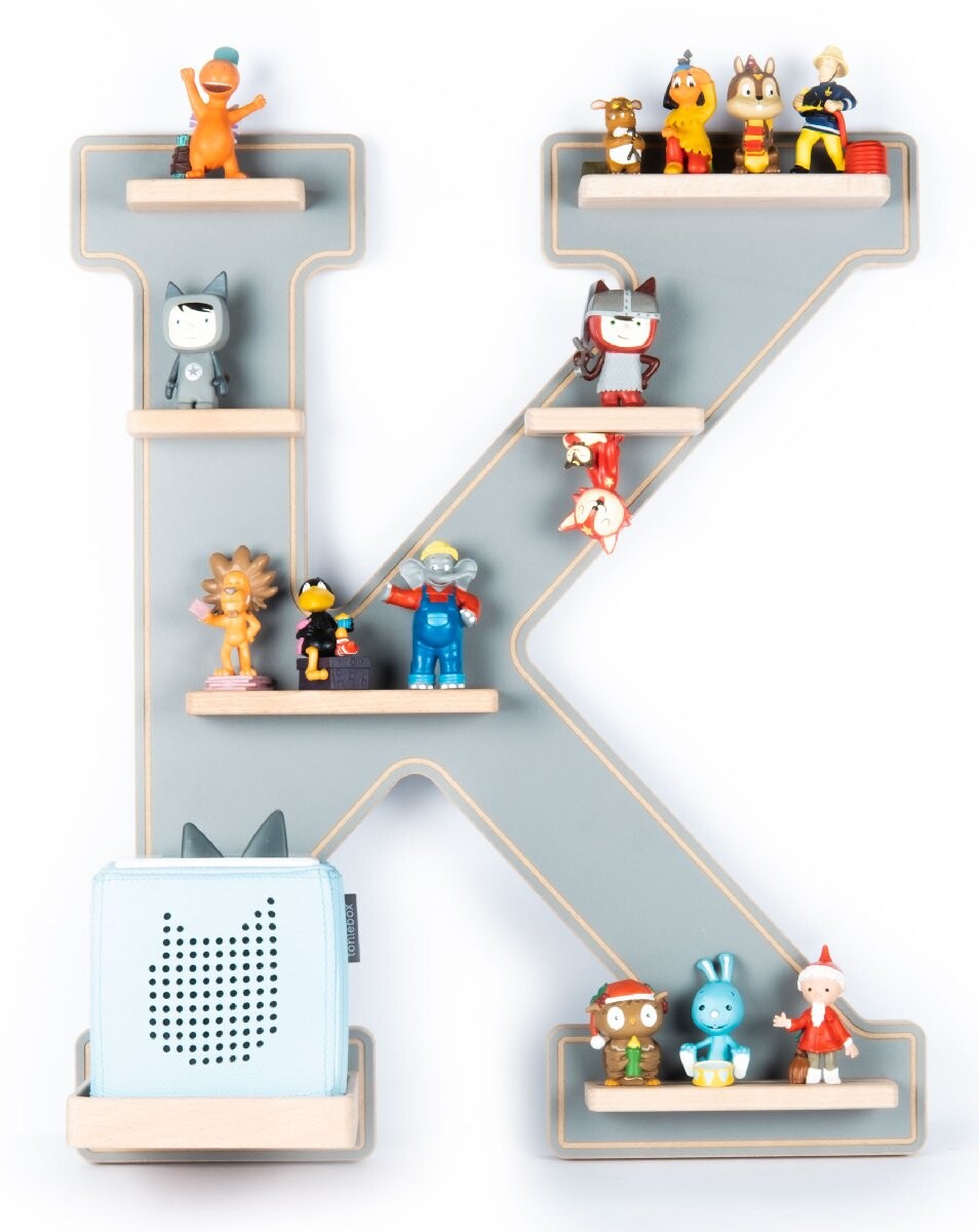 Polička Boarti Tonie - písmeno K, sivá