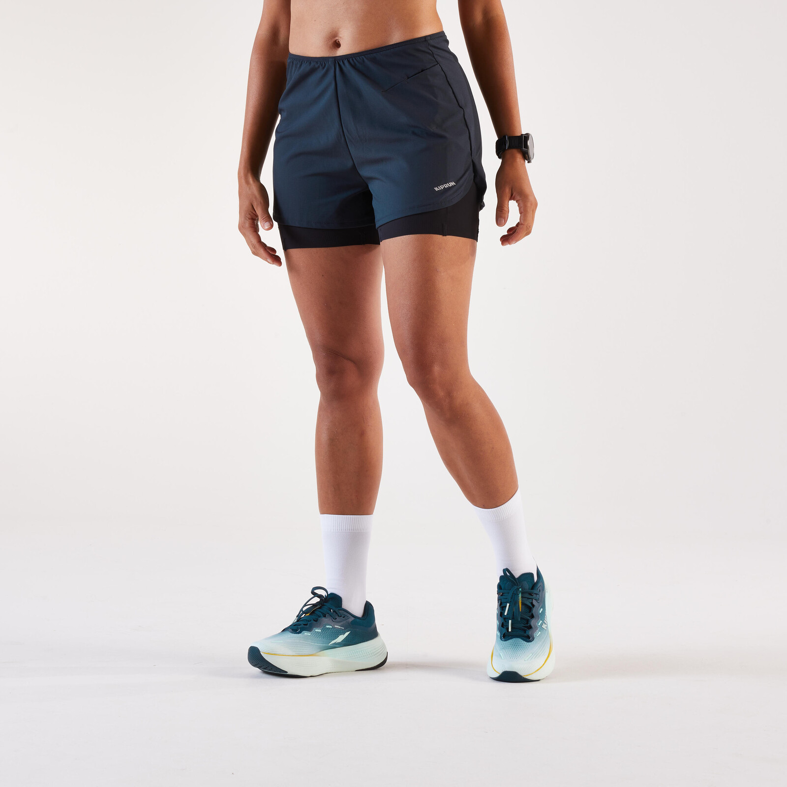 Dámske bežecké šortky Run 500 Confort 2 v 1 čierne