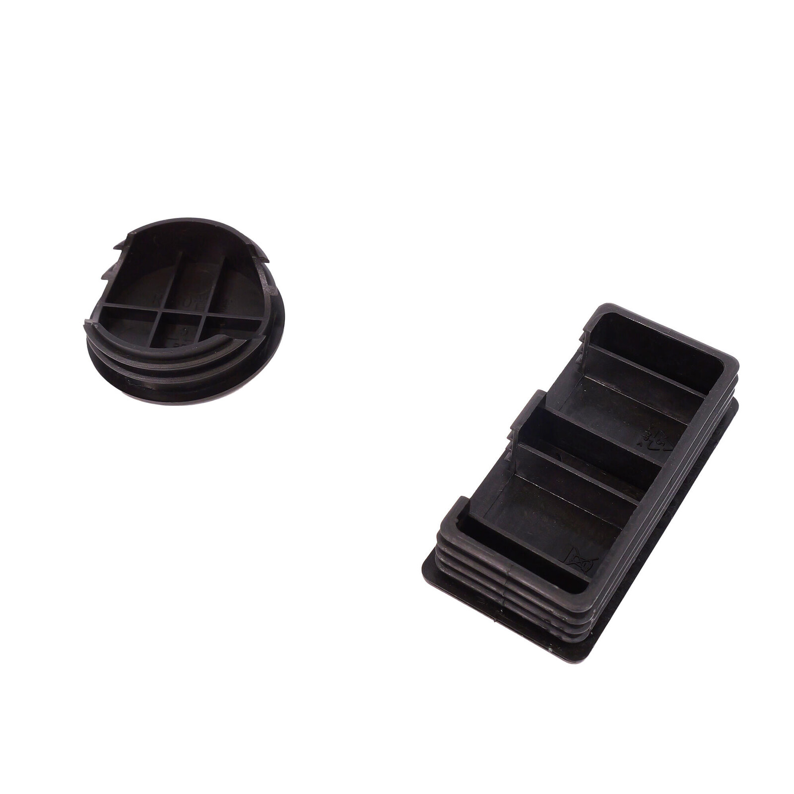 Súprava plastových koncoviek na zadné nožičky a lištu Initial Row čierna