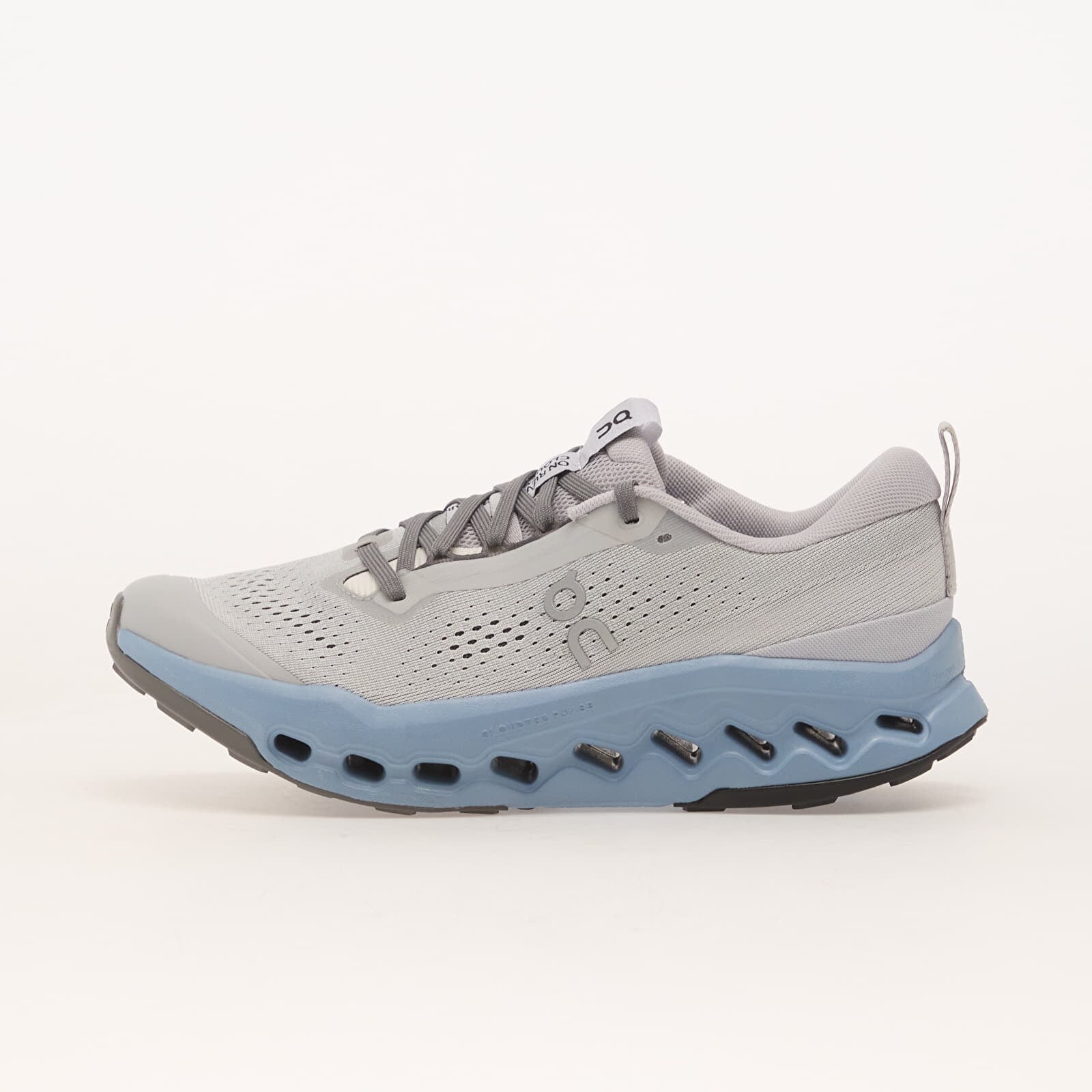 Tenisky On W Cloudsurfer Trail 2 Glacier/ Dust EUR 38.5