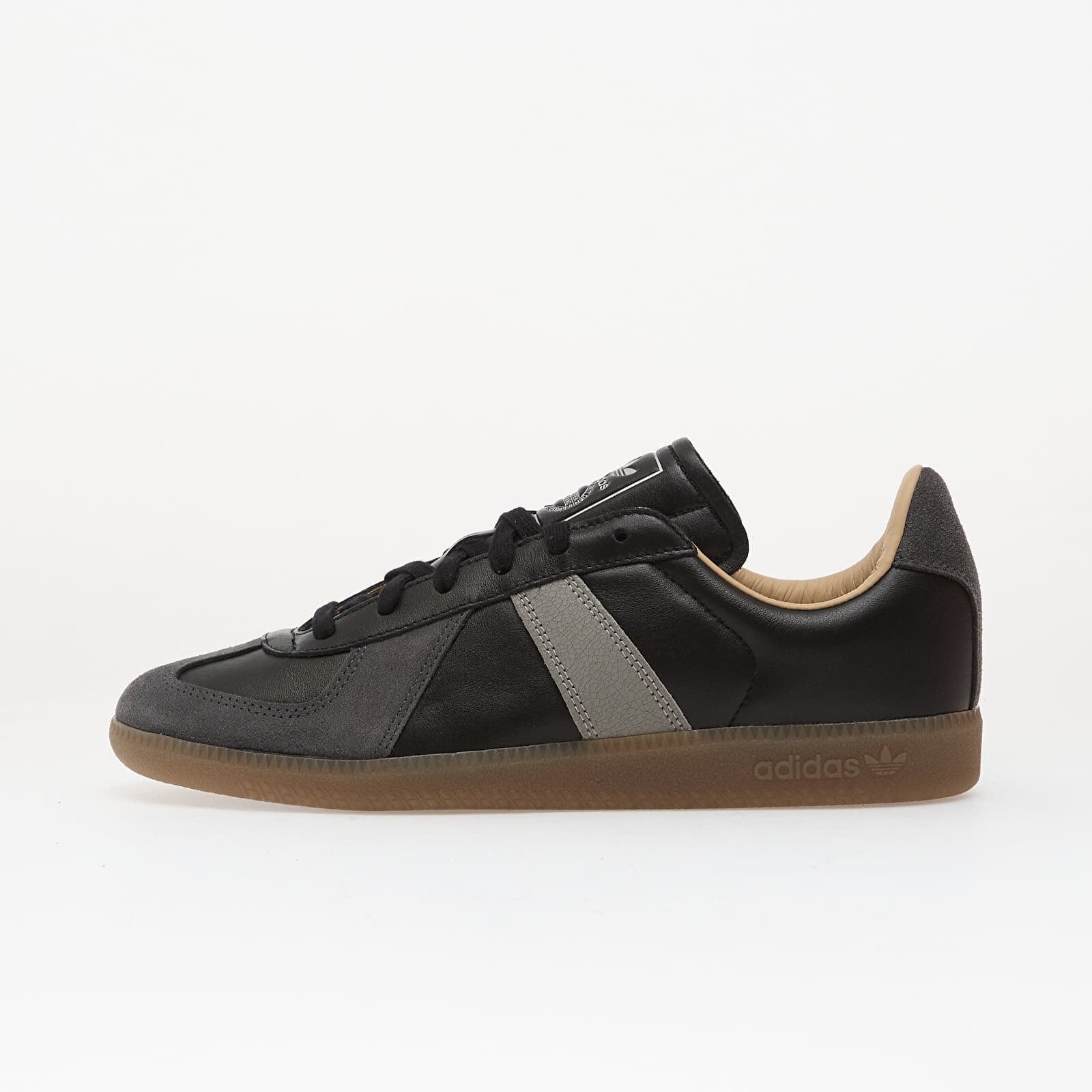 Tenisky adidas Bw Army Core Black/ Ch Solid Grey/ Gum5 EUR 44