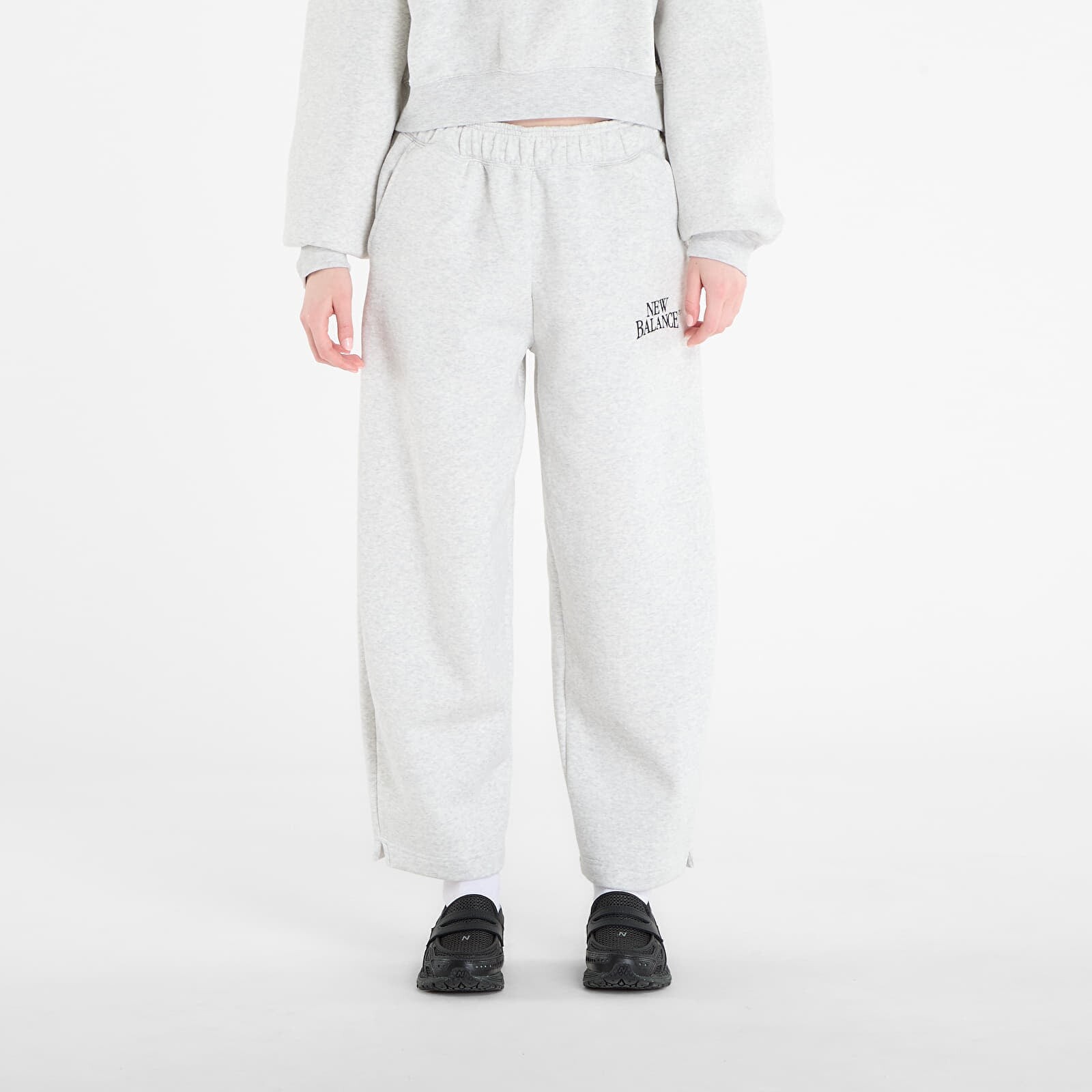 Kalhoty New Balance Linear Heritage Fleece Barrel Pant Ash Heather M