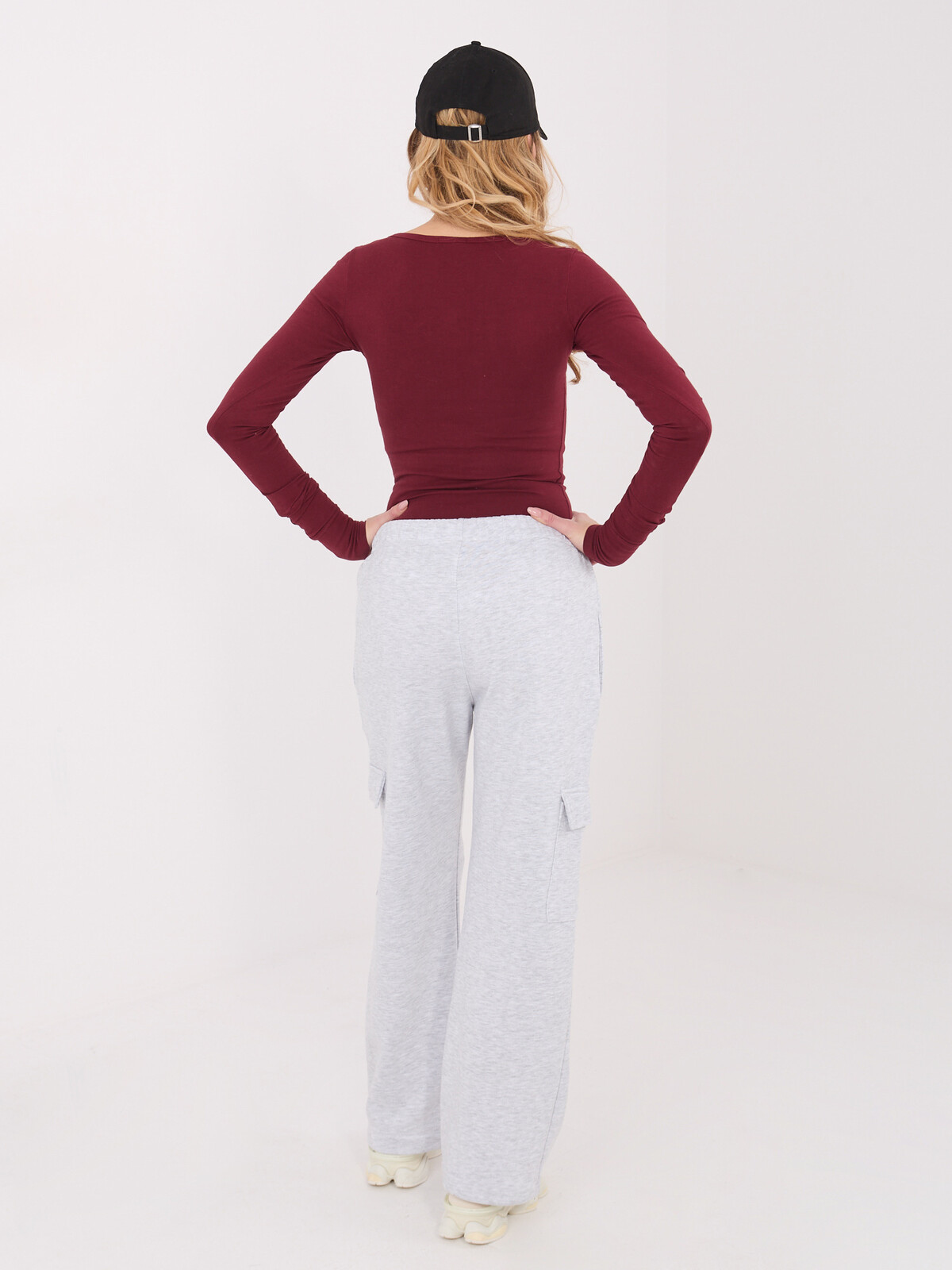 Šedé kapsáčové nohavice