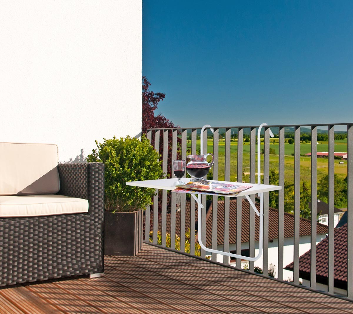 Závesný balkónový stôl