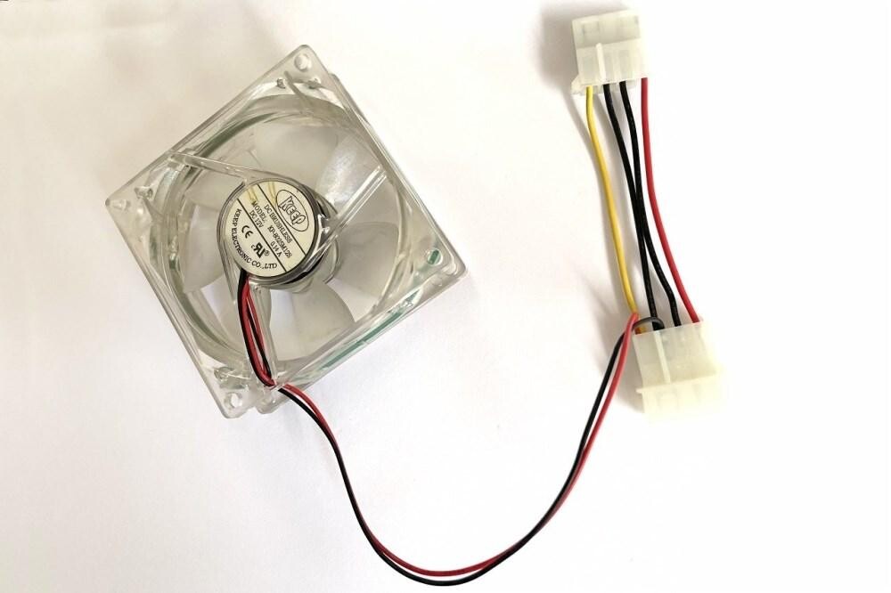 EUROCASE ventilátor 80mm, 12V/0, 14A, presvetlený RGB (molex)