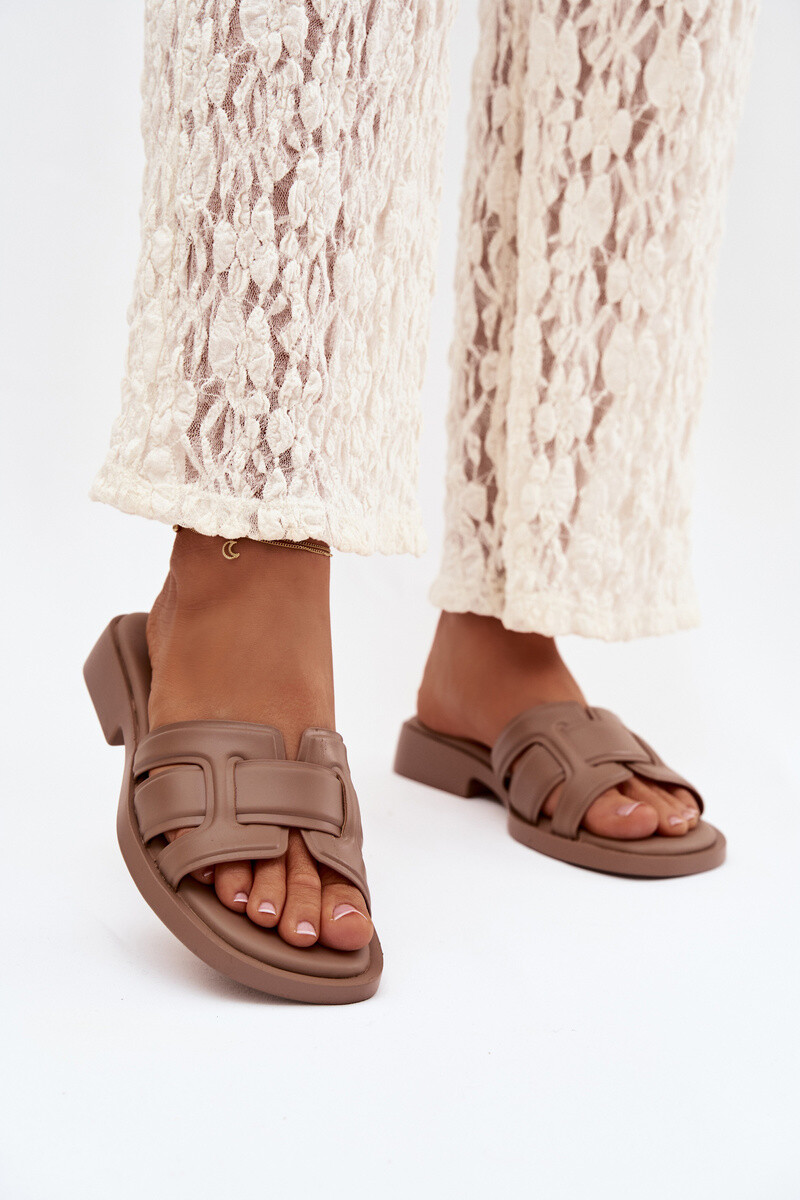 Dámske šľapky Lorania, tmavobéžové