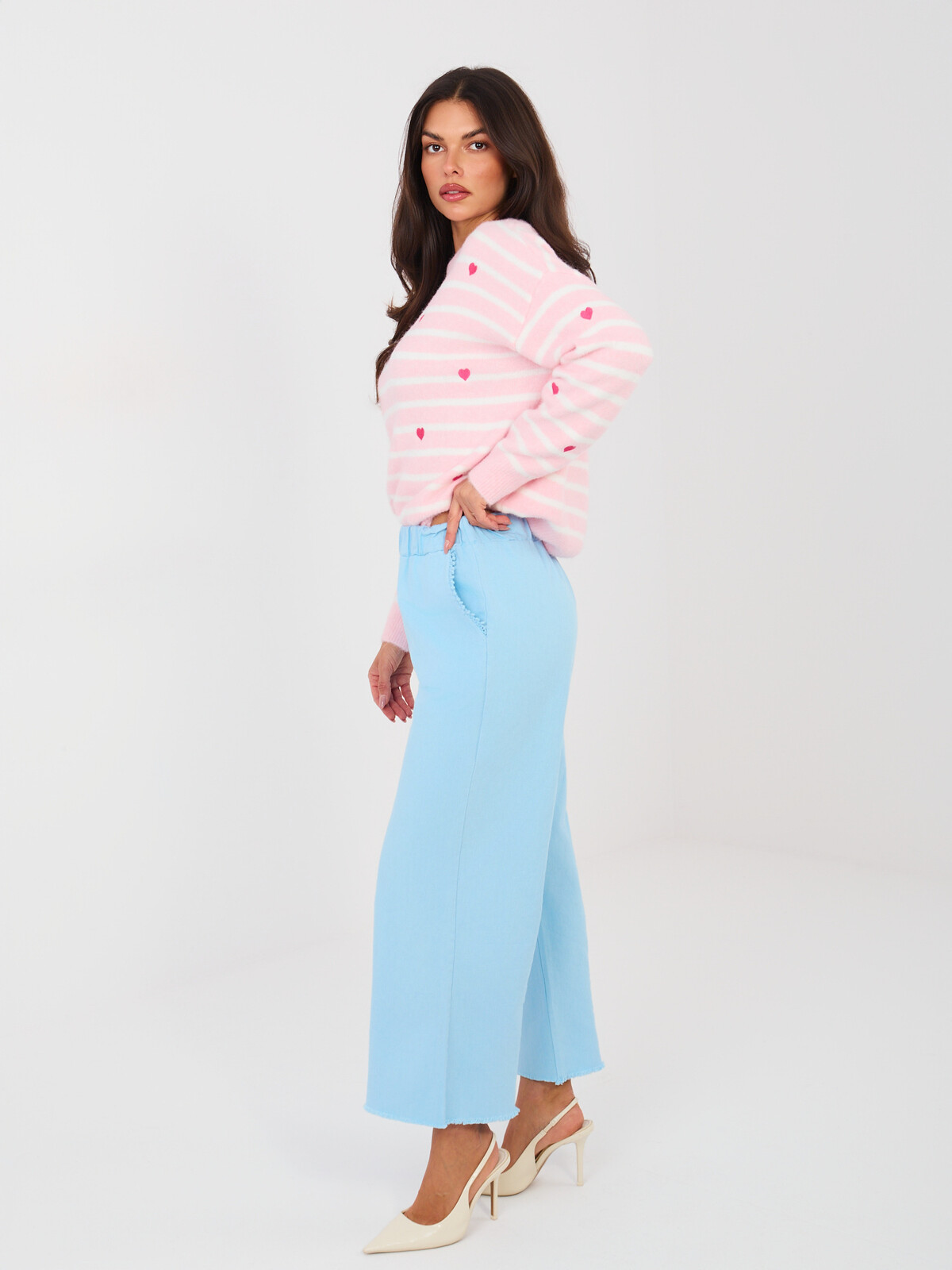 Svetlomodré nohavice s detailom