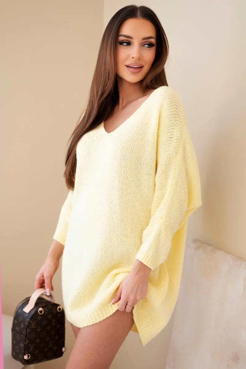 Plus size žlté šaty s V-výstrihom