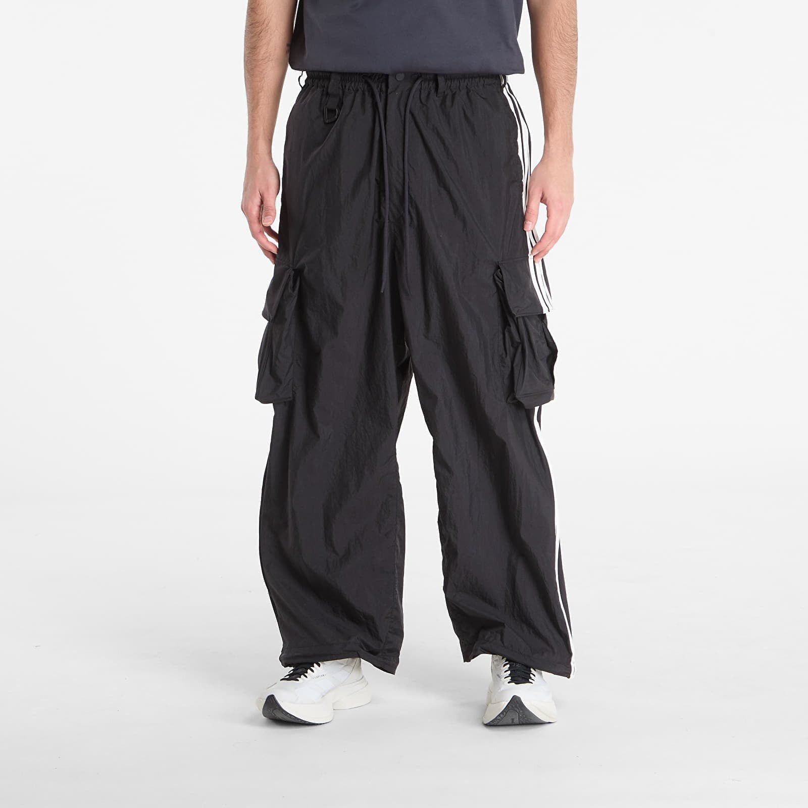 Kalhoty Y-3 Nylon Wired 3 Stripes Cargo Tracksuit Bottoms Black XL