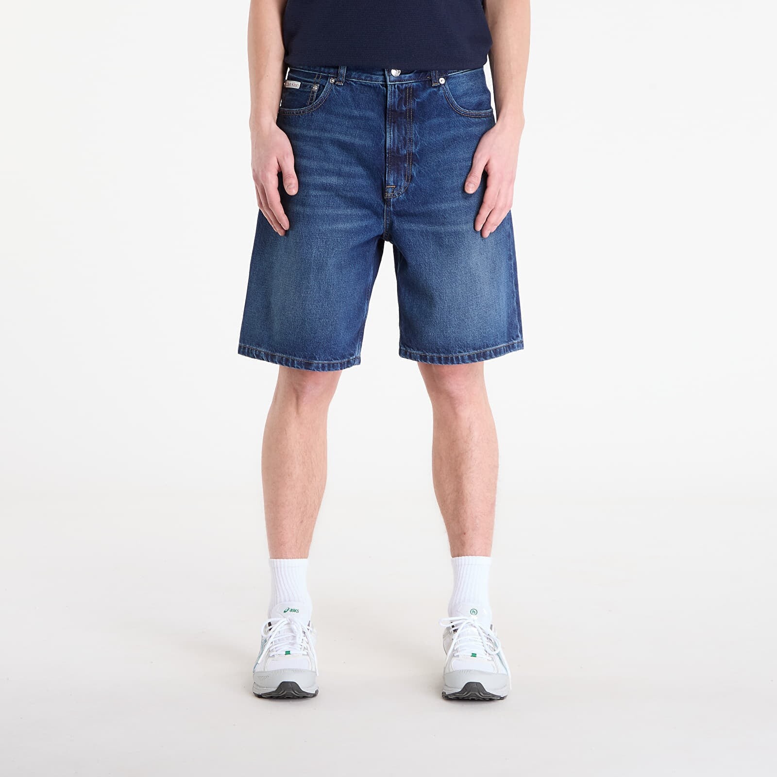 Šortky Calvin Klein Jeans 90S Short Oil Slick Blue 31