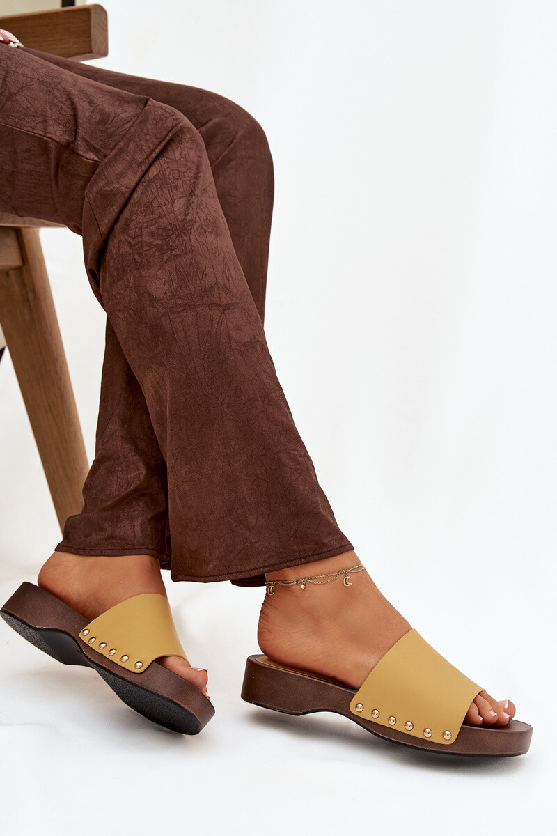 Dámske šľapky s nitmi Terissa