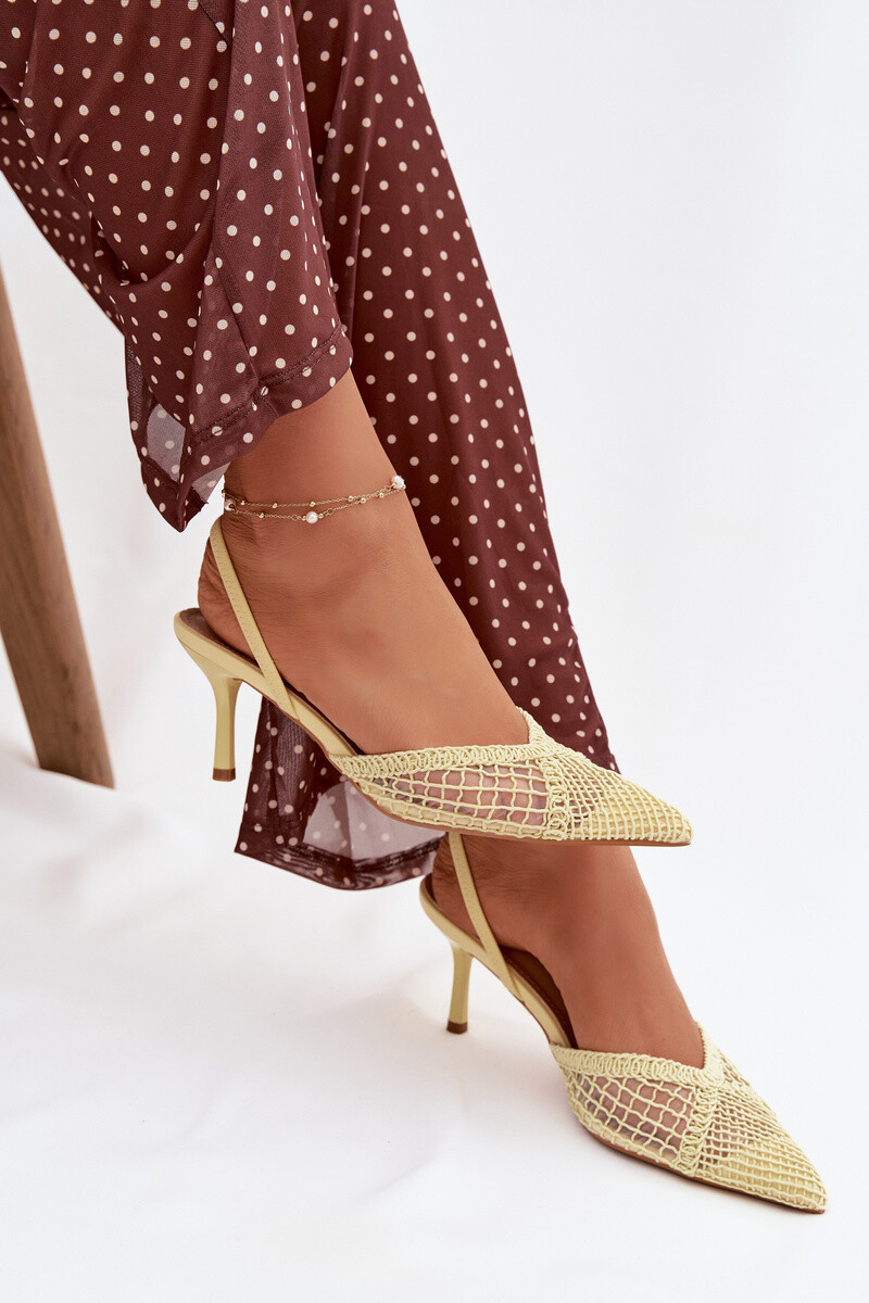 Žlté sandále na podpätku Hanelis