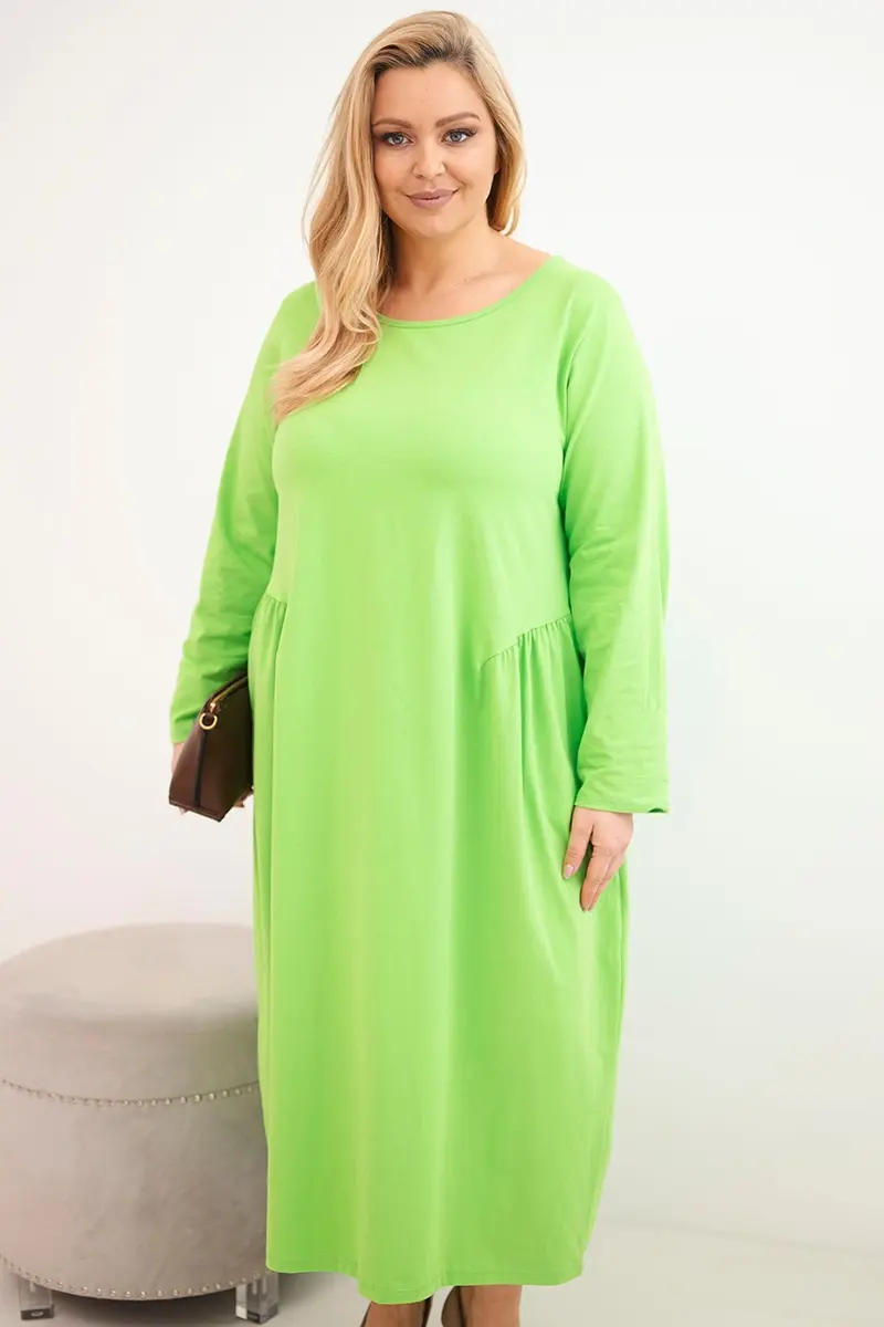 Plus size dámske šaty s dlhými rukávmi