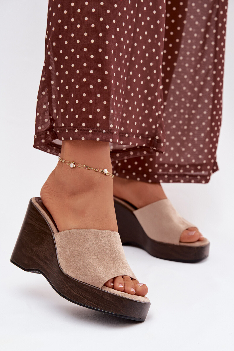 Dámske sandále na platforme Boto Beżowe Ravelia