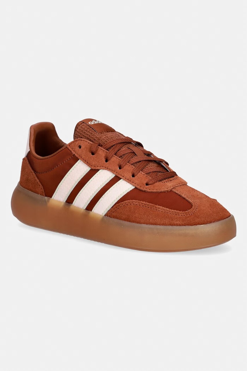 Tenisky adidas Barreda Decode