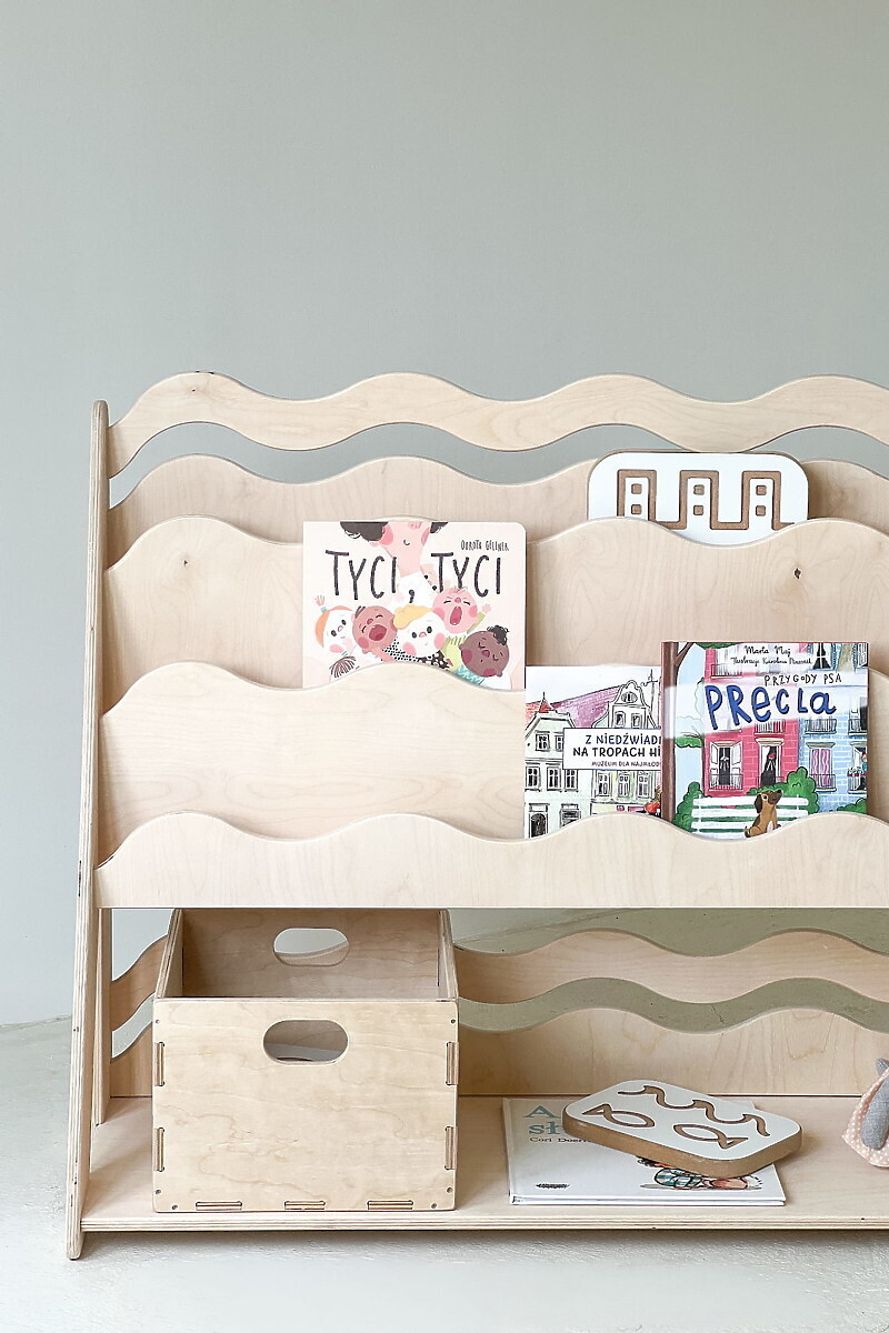 Knižnica a regál na hračky WAVE M - prírodná