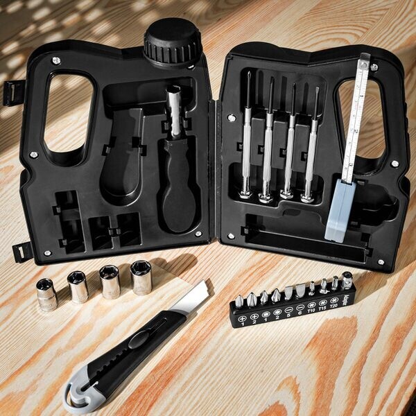 Sada náradia kanister