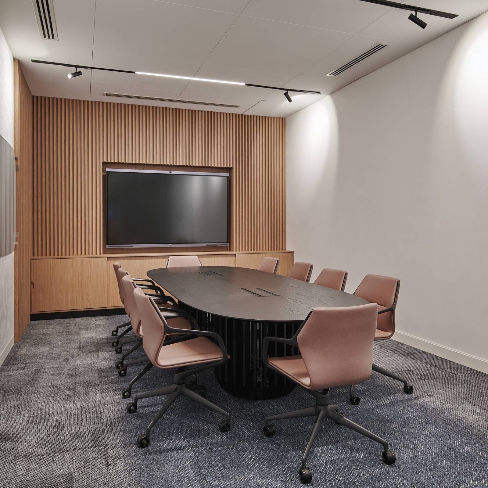 3-okruhová koľajnica Track C 9000-1 100cm čierna