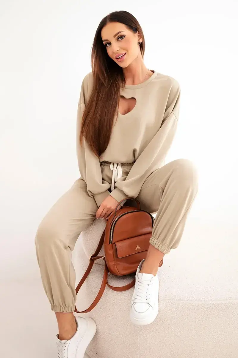 Dámska súprava Kesi s výstrihom v tvare srdca