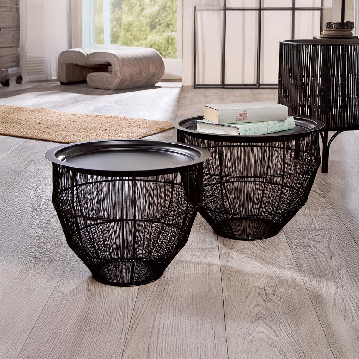 Okrúhly konferenčný stolík Strive, 2 ks