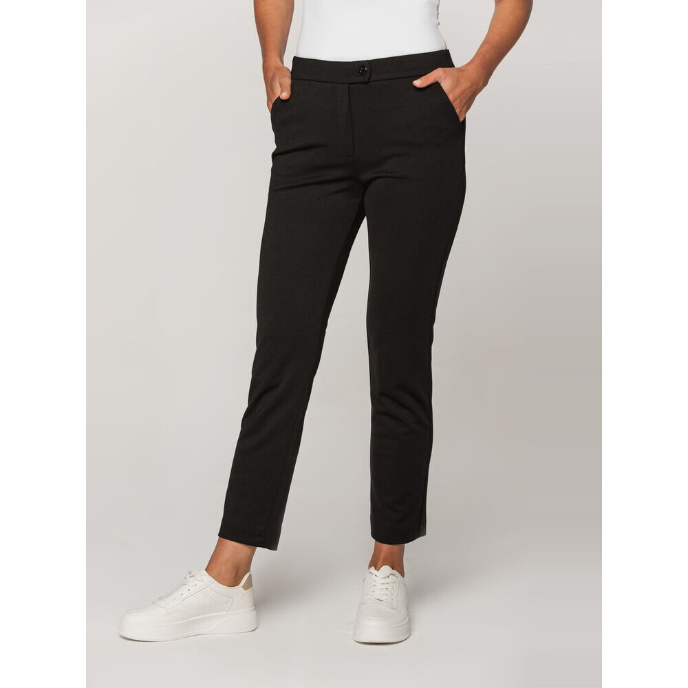 Elegantné spoločenské dámske nohavice čiernej farby s hladkým vzorom 15071