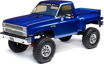 Axial SCX10 III Base Camp 1:10 4 WD Chevy K10 1982 modrý