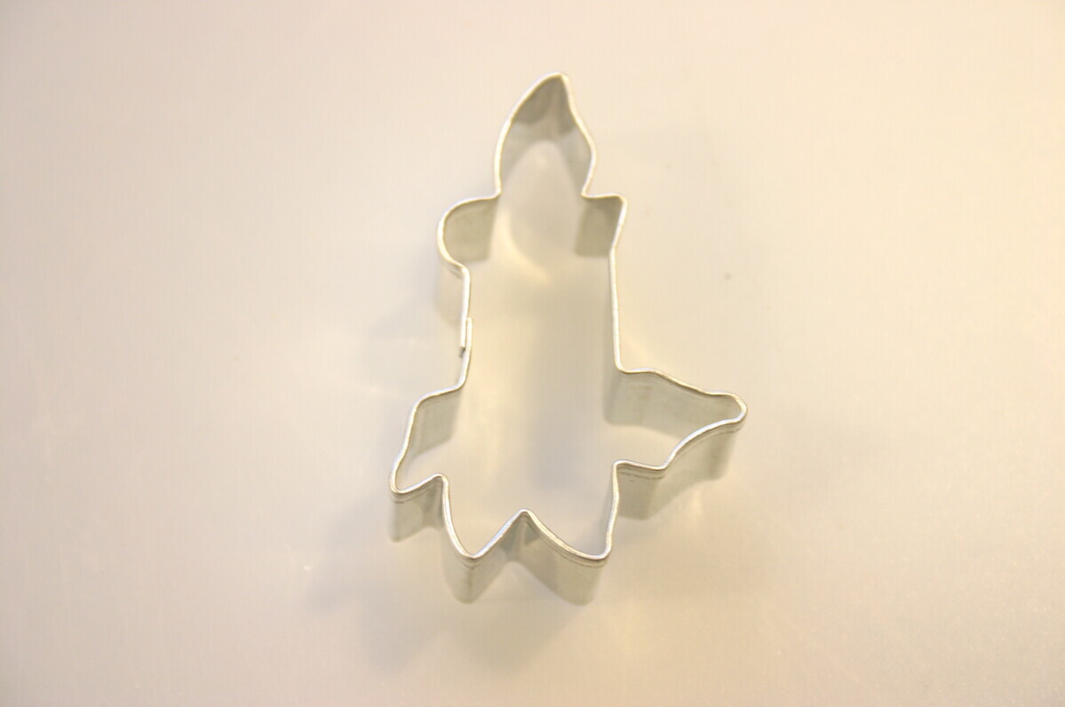 Vykrajovačka sviečka 179