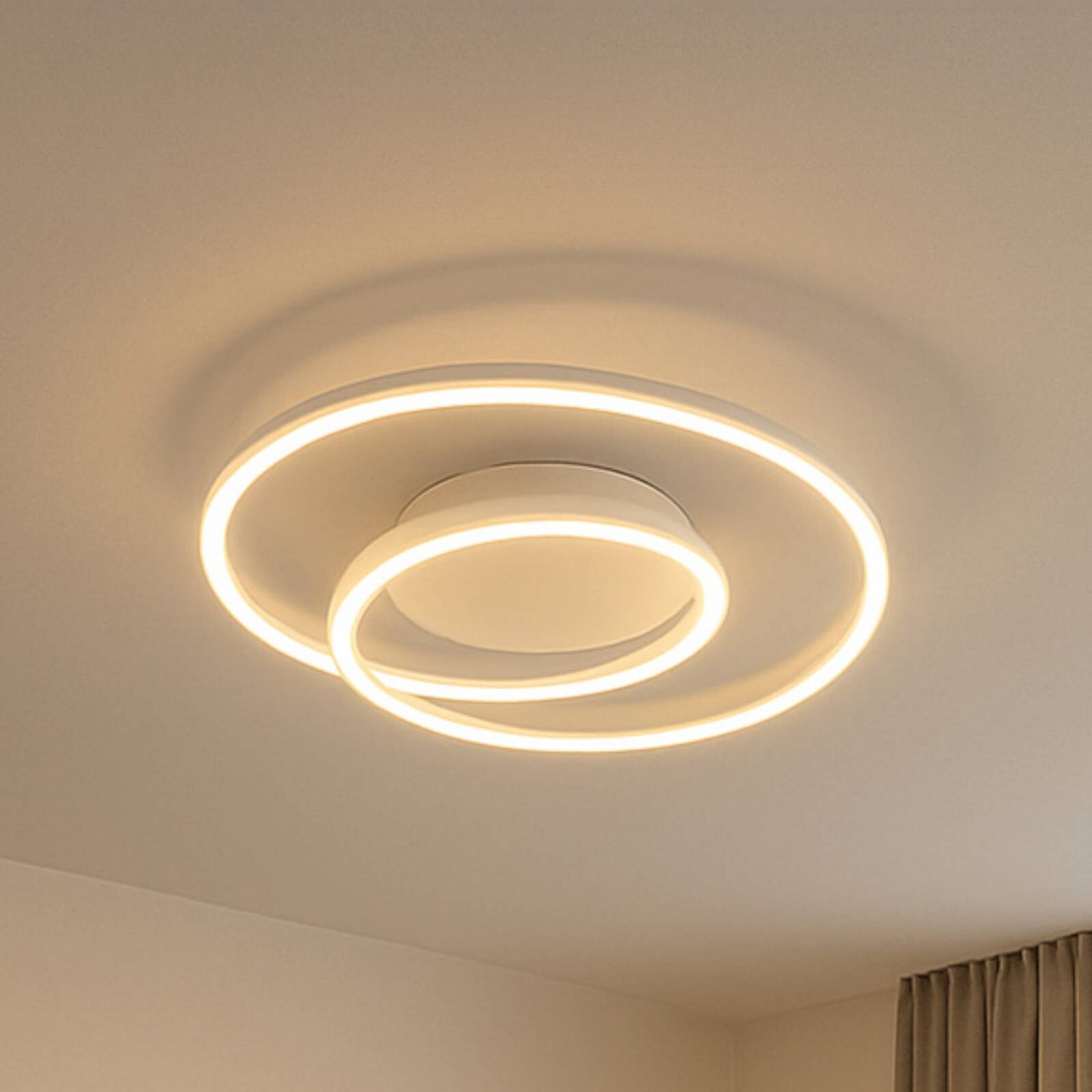 Stropné LED svetlo HOLY, piesok, Ø 49 cm, diaľkové ovládanie, CCT, stmievateľné