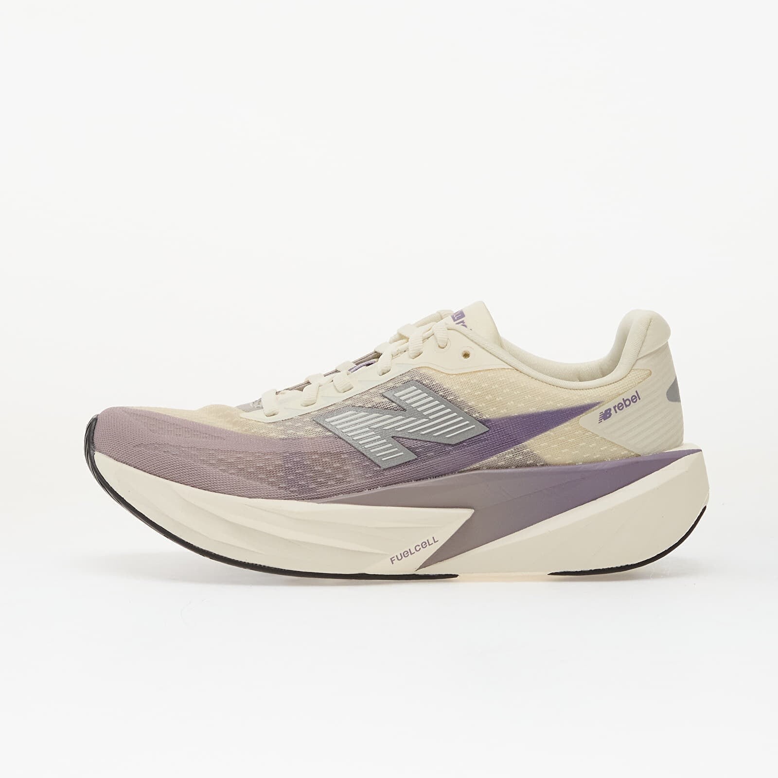 Tenisky New Balance FCX Candied Violet/ Angora EUR 38