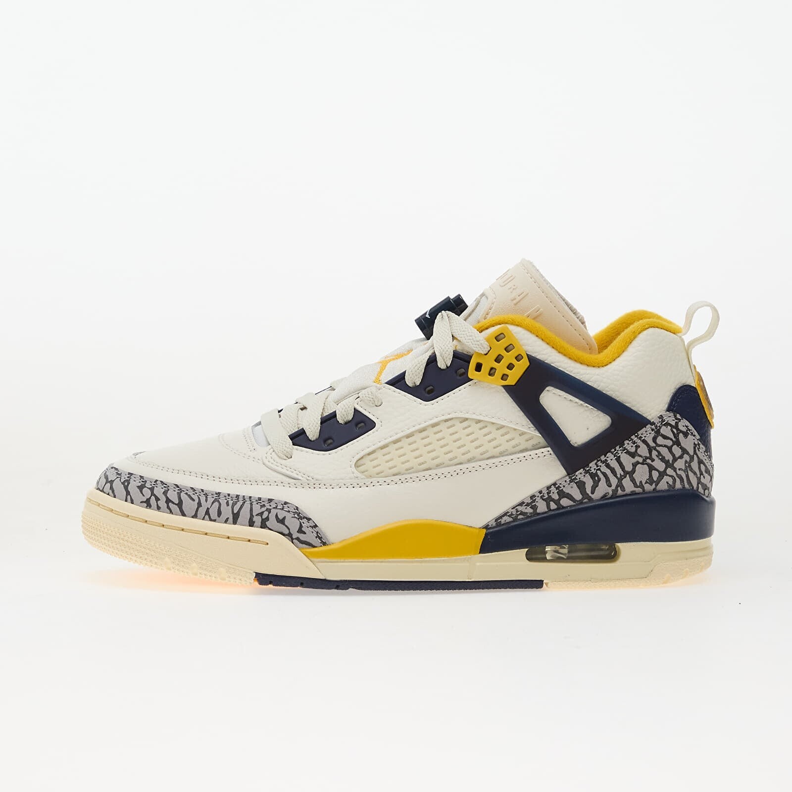 Tenisky Jordan Spizike Low Sail/ University Gold-Midnight Navy EUR 40