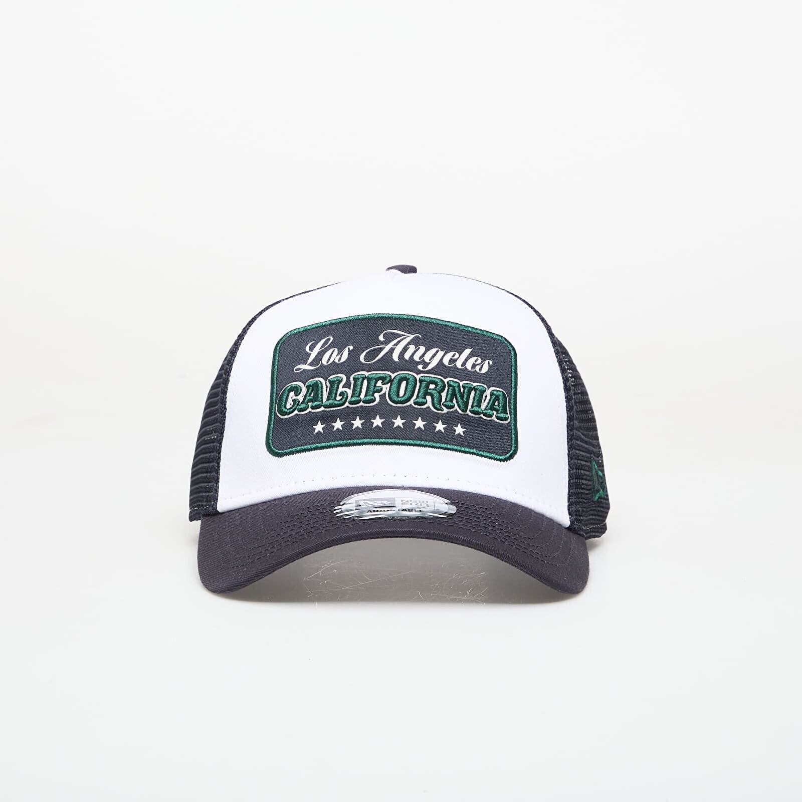 Šiltovka New Era 9FORTY Af Trucker Location Patch Navy/ Optic White Universal